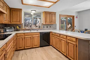 1105 Wood Creek Cir, Flower Mound, TX 75028 - Photo 10