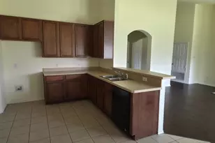 4016 Tarpon Springs Dr, Fort Worth, TX 76123 - Photo 10