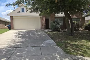 4016 Tarpon Springs Dr, Fort Worth, TX 76123 - Photo 2