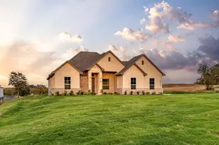8017 Rnch Vw Pl, Springtown, TX 76082 - Photo 2