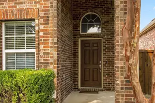 7961 Crampton Ln, Frisco, TX 75035 - Photo 4