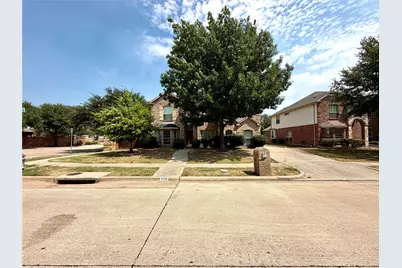 836 Hunters Glen, Murphy, TX 75094 - Photo 1