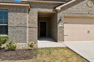 3008 Watercrest Dr, Sanger, TX 76266 - Photo 2