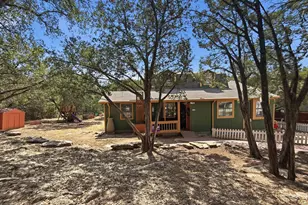 5716 San Jacinto Dr, Granbury, TX 76048 - Photo 4