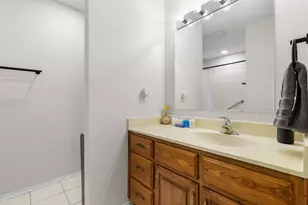 1100 Wayland Dr, Arlington, TX 76012 - Photo 18