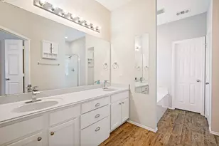 14501 Eaglemont Dr, Little Elm, TX 75068 - Photo 10