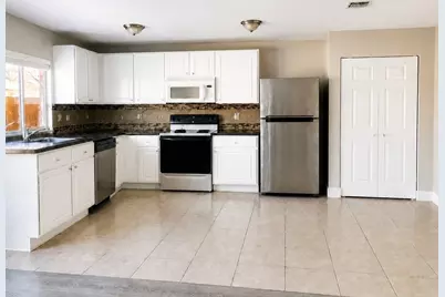 4921 Ashlock Drive, The Colony, TX 75056 - Photo 6