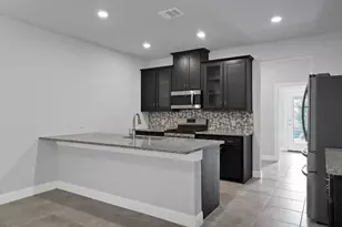 7001 Dandelion Dr, Little Elm, TX 76227 - Photo 14