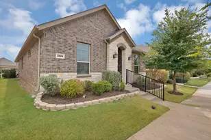 7001 Dandelion Dr, Little Elm, TX 76227 - Photo 4