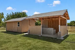 222 Kennedy Ln, Eddy, TX 76524 - Photo 4