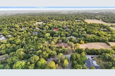 503 W Red Bird Lane, Duncanville, TX 75116 - Photo 2