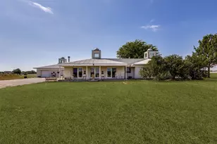 77 Hidden Lakes Blvd, Gunter, TX 75058 - Photo 1