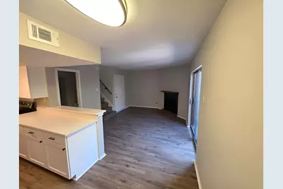 4044 Buena Vista Street #214, Dallas, TX 75204 - Photo 6