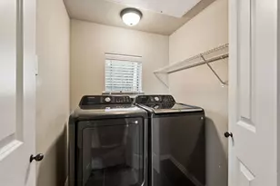 2940 Europa Dr, Grand Prairie, TX 75052 - Photo 14