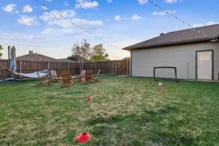 1922 Camden Way, Carrollton, TX 75007 - Photo 34
