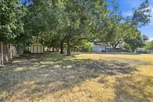 1713 E Mildred St, Sherman, TX 75090 - Photo 10