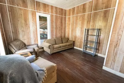 904 Ave F, Cisco, TX 76437 - Photo 6