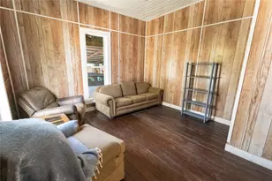 904 Ave F, Cisco, TX 76437 - Photo 6