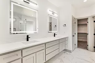 716 E Jefferson St, Waxahachie, TX 75165 - Photo 16