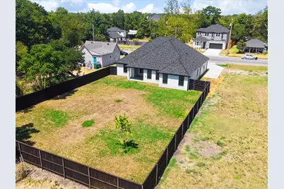 716 E Jefferson Street, Waxahachie, TX 75165 - Photo 22