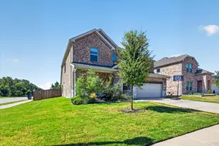 447 Crystal Clear Ln, Princeton, TX 75407 - Photo 2