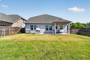 447 Crystal Clear Ln, Princeton, TX 75407 - Photo 26