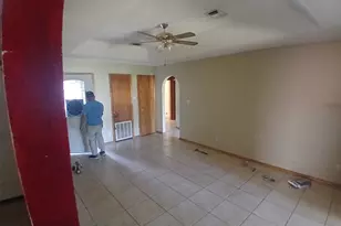310 W 10th St, Los Fresnos, TX 78566 - Photo 14