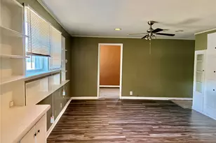2225 N Shannon St, Sherman, TX 75092 - Photo 8
