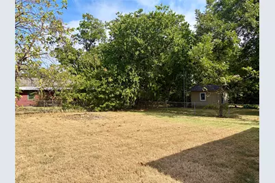 2225 N Shannon Street, Sherman, TX 75092 - Photo 16