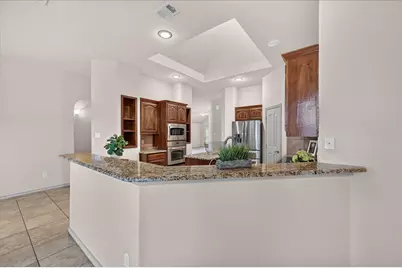 14 Lucas Lane, Edgecliff Village, TX 76134 - Photo 6