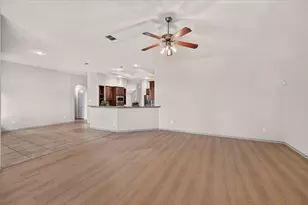 14 Lucas Ln, Edgecliff Village, TX 76134 - Photo 12