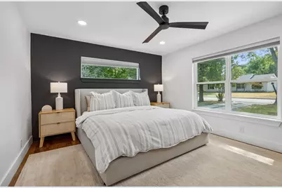 6718 Kingsbury Drive, Dallas, TX 75231 - Photo 16