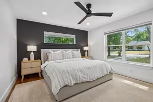 6718 Kingsbury Dr, Dallas, TX 75231 - Photo 16