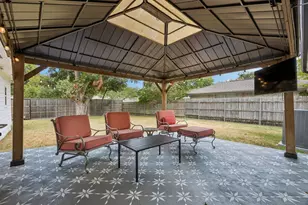 6718 Kingsbury Dr, Dallas, TX 75231 - Photo 28