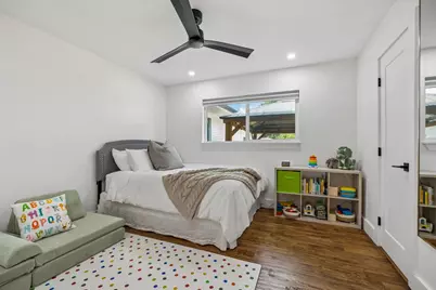6718 Kingsbury Drive, Dallas, TX 75231 - Photo 24