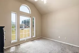 1507 Saddle Creek Ct, Granbury, TX 76048 - Photo 24