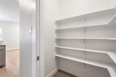 9910 Ironhorse Drive, Dallas, TX 75227 - Photo 12