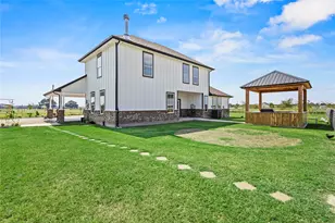 233 Private Rd, Wills Point, TX 75169 - Photo 4