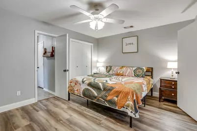 435 SE Gardens Boulevard, Burleson, TX 76028 - Photo 22
