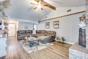 435 SE Gardens Blvd, Burleson, TX 76028 - Photo 14