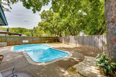 435 SE Gardens Boulevard, Burleson, TX 76028 - Photo 36