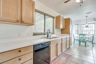 435 SE Gardens Blvd, Burleson, TX 76028 - Photo 16