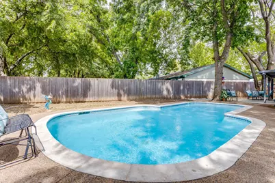 435 SE Gardens Boulevard, Burleson, TX 76028 - Photo 34