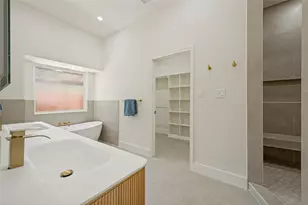 2514 Danny Ln, Farmers Branch, TX 75234 - Photo 2