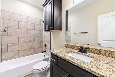 1918 Avenue D, Grand Prairie, TX 75051 - Photo 16