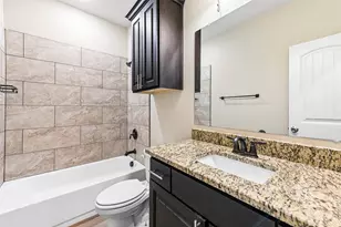1918 Avenue D, Grand Prairie, TX 75051 - Photo 16