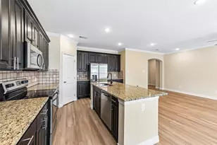 1918 Avenue D, Grand Prairie, TX 75051 - Photo 12