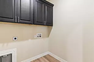 1918 Avenue D, Grand Prairie, TX 75051 - Photo 22