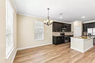 1918 Avenue D, Grand Prairie, TX 75051 - Photo 8