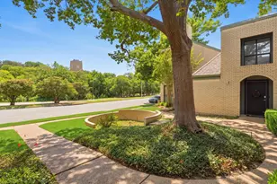 2637 McCart Ave, Fort Worth, TX 76110 - Photo 4